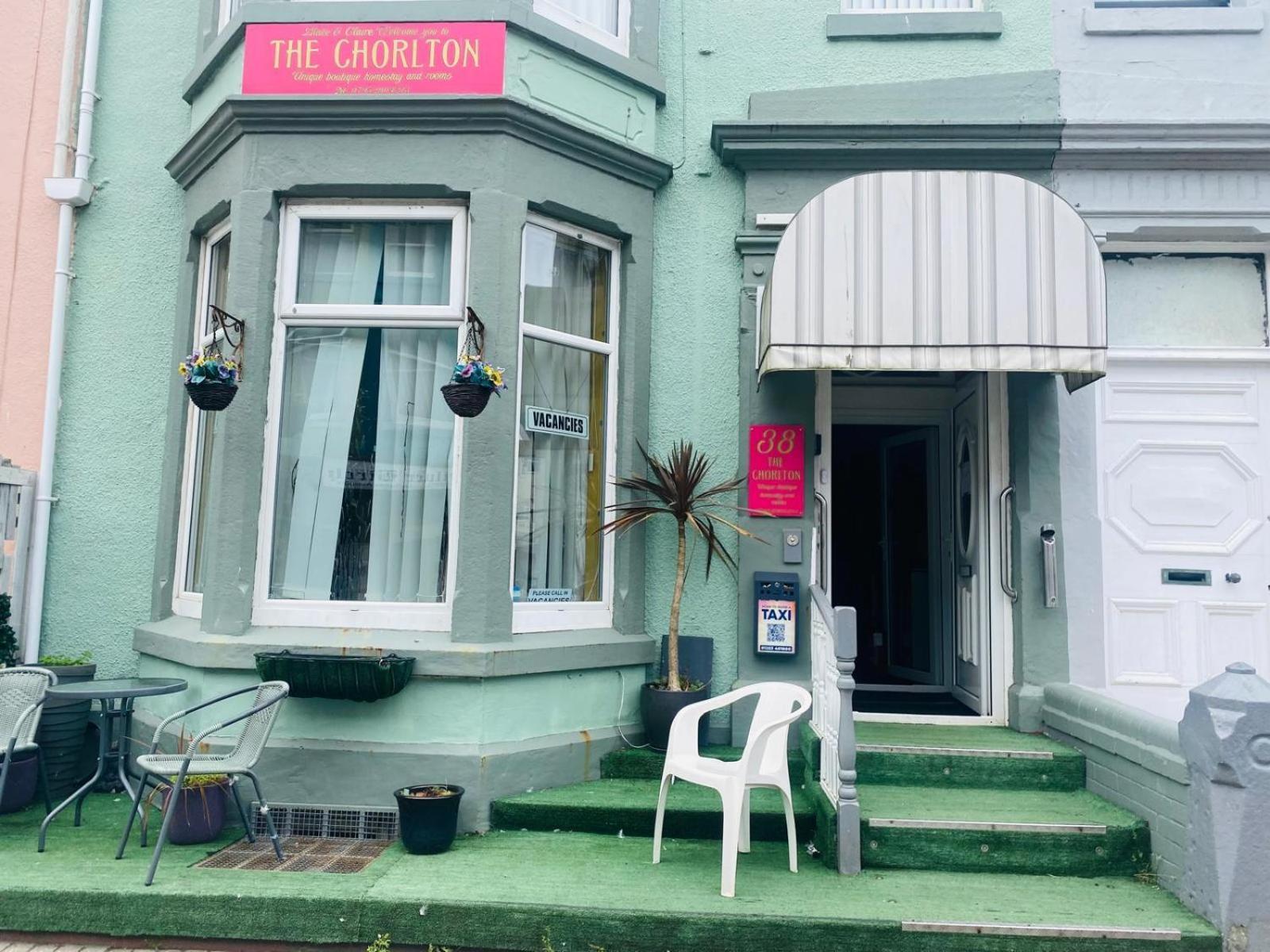 The Chorlton Pensión Blackpool